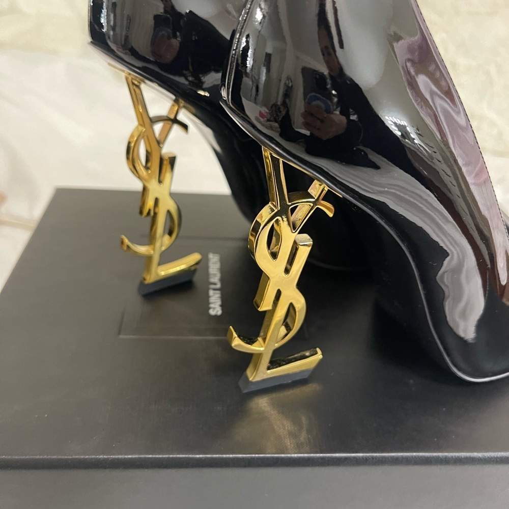 YSL Heels - Picture 5 of 6